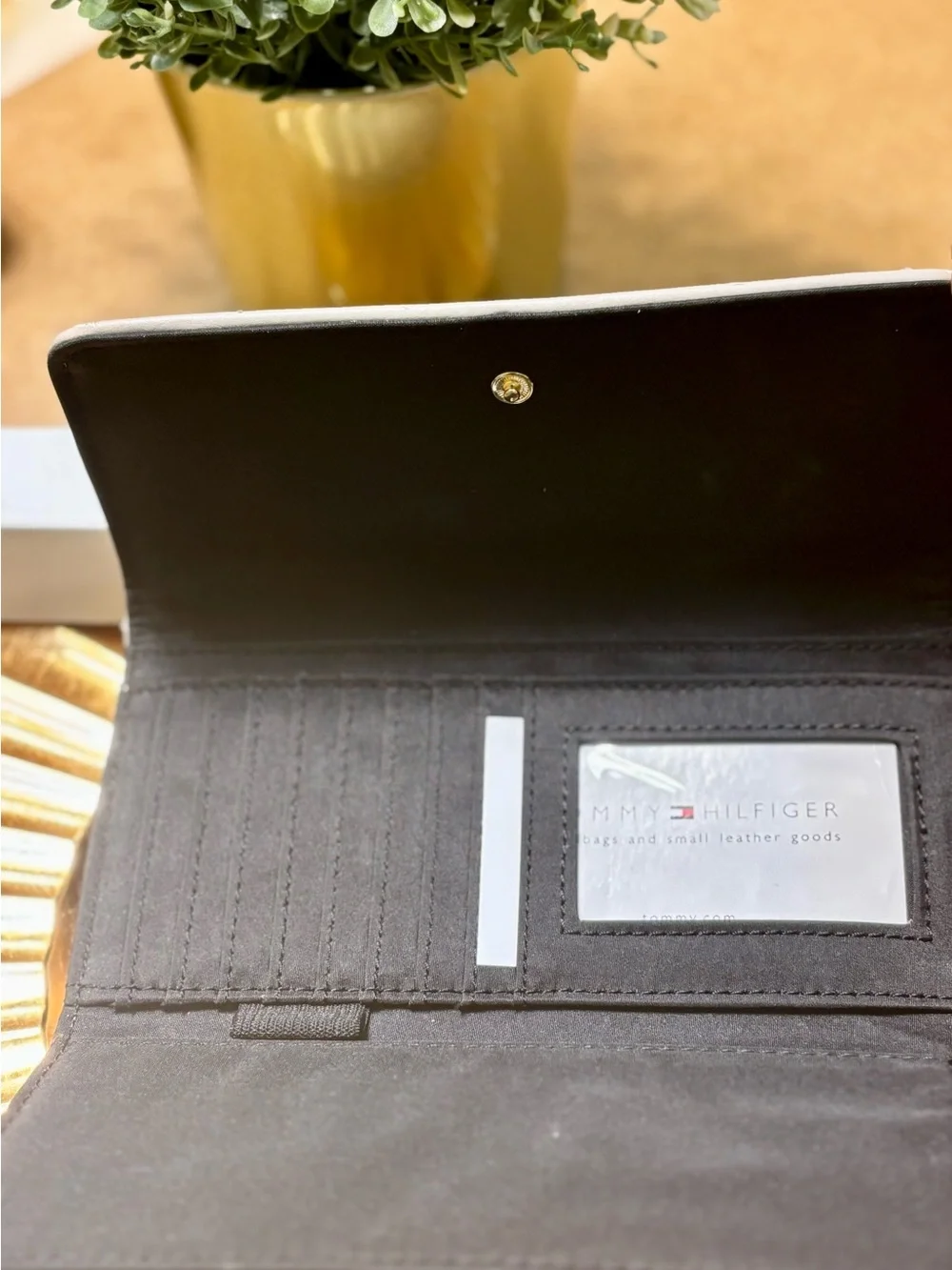Tommy Hilfiger Black Wallet with Cream Trim and Gold Logo